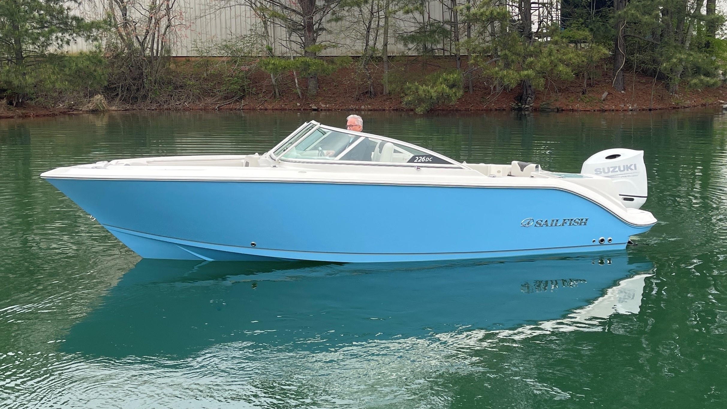 Sailfish Boats 226DC - Suzuki Marine USA, LLC