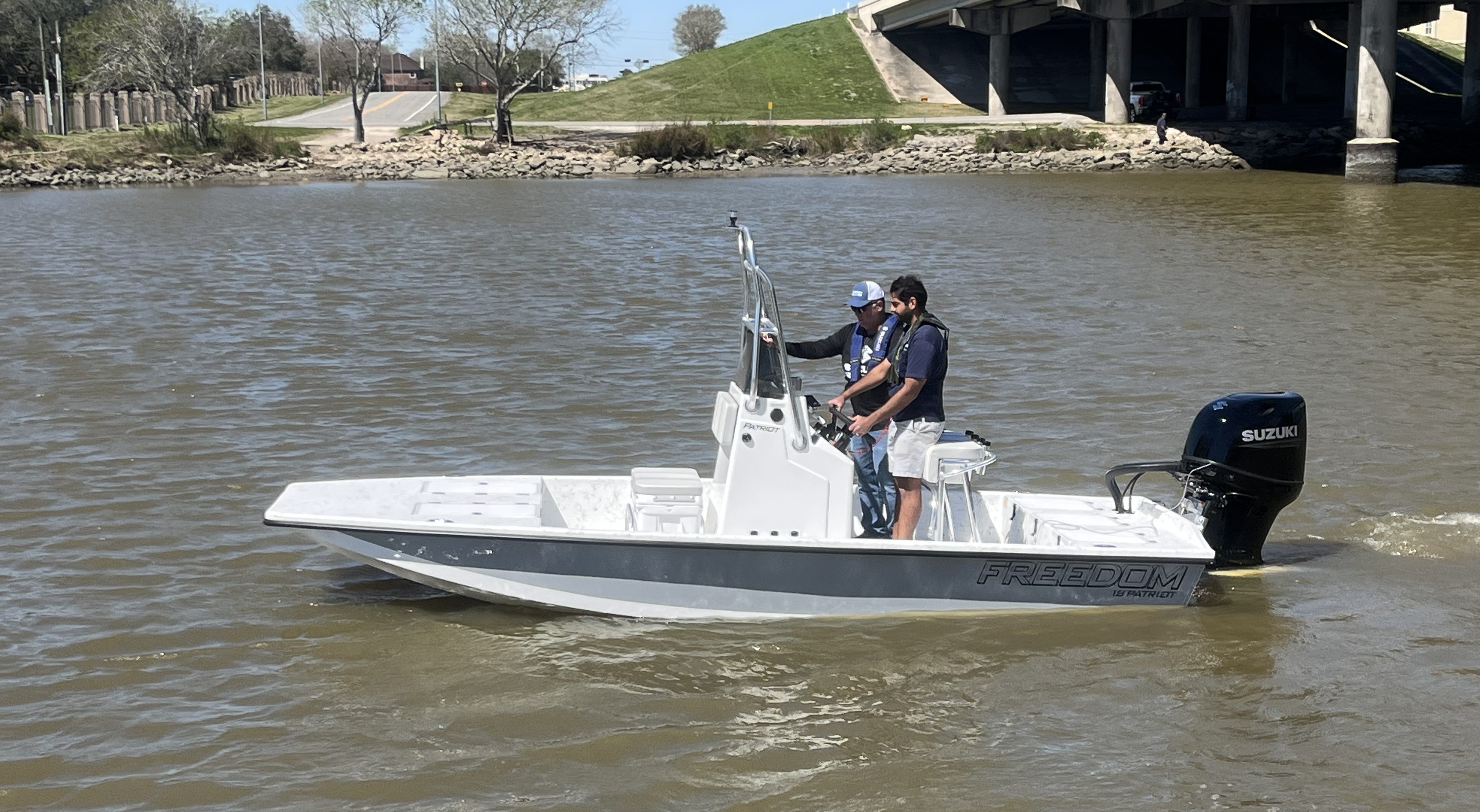Freedom Boats USA - Suzuki Marine USA, LLC